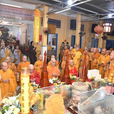 Lễ Cúng Tiên Thường Báo Hiếu Và Hoa Đăng Thành Kính Tưởng Niệm Đức Tôn Sư Hòa Thượng Thượng Thiện Hạ Phước - Tổ Sư Khai Sáng Tông Phong Liên Tông Tịnh Độ Non Bồng